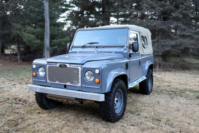 No reserve! 1993 defender 90 200tdi soft top low miles watch video! 1993 Land Rover Defender Soft top