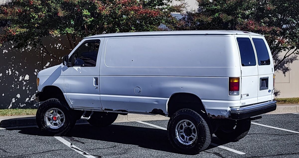 1993 Ford E-Series Van NO RESERVE QUIGELEY 4X4 LOW MILES LOOK!! - photo 5