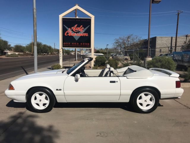 1993 Ford Mustang LX Triple White - photo 2