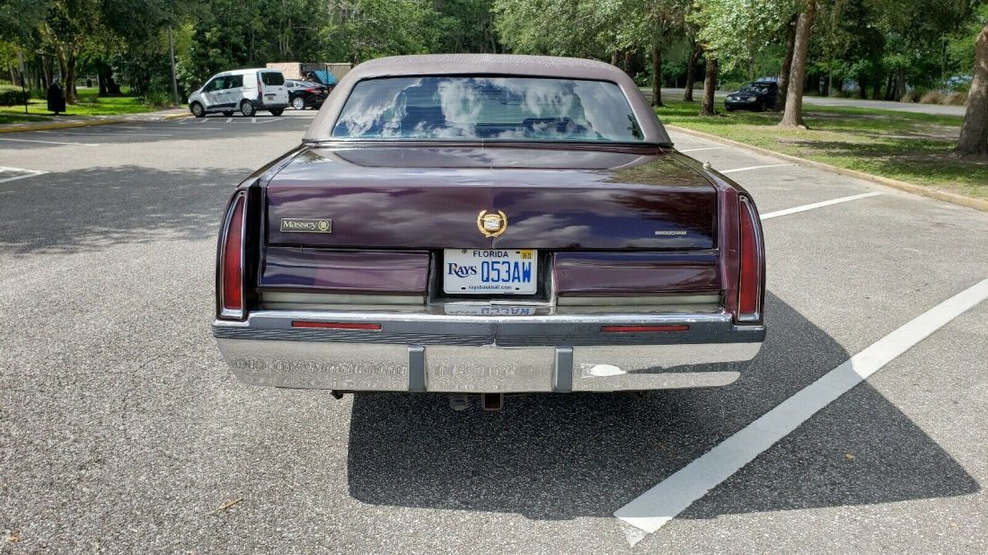 1994 Cadillac Fleetwood BASE - photo 6