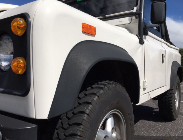 1994 Land Rover Defender - photo 2