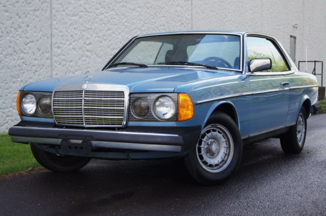 1982 Mercedes-Benz 300-Series 2dr Coupe - photo 2
