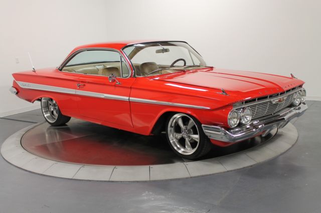 NO RESERVE! - 348 Tri Power - Leather - A/C - Auto - Pro Touring - BEAUTIFUL!! 1961 Chevrolet Impala Bubble Top