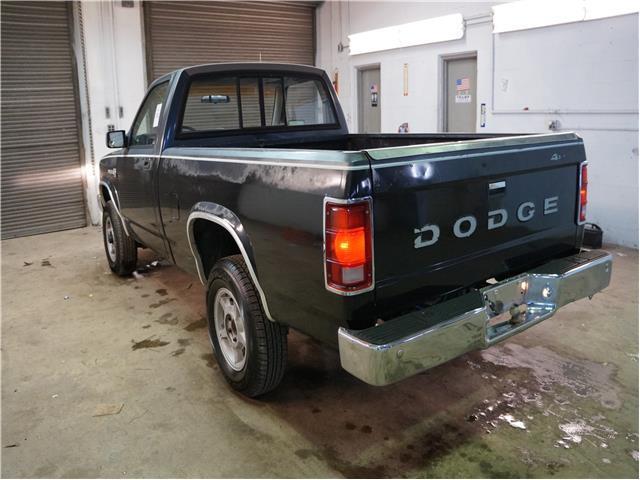 1988 Dodge Dakota -- - photo 2