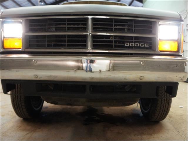 1988 Dodge Dakota -- - photo 9