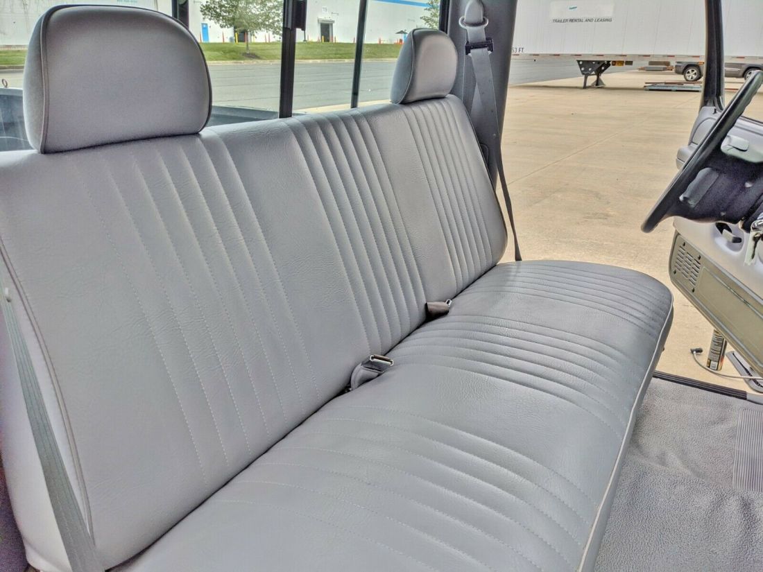 1994 Ford F-150 NO RESERVE 52K MILES 1 OWNER 4.9L I6 MUST SEE!!! - photo 13