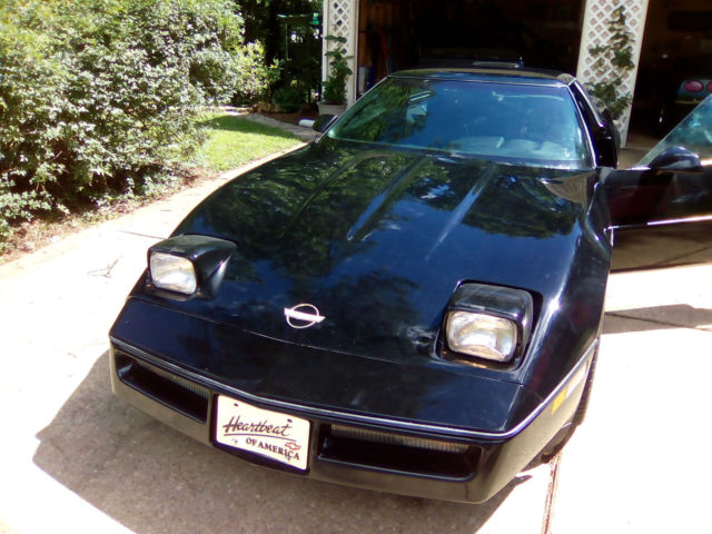 1990 Chevrolet Corvette Base Hatchback 2-Door - photo 10