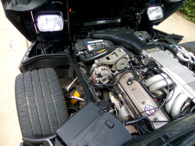 1990 Chevrolet Corvette Base Hatchback 2-Door - photo 2