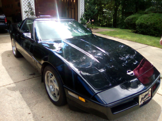 1990 Chevrolet Corvette Base Hatchback 2-Door - photo 6