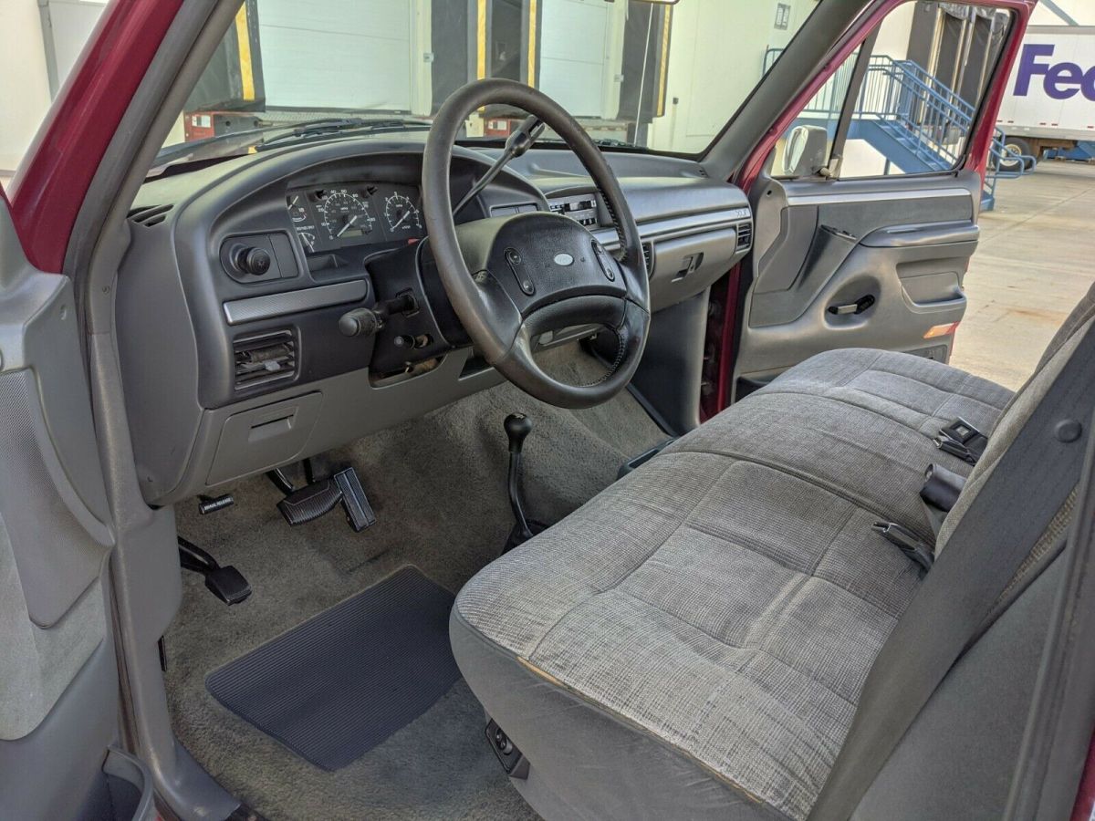 1992 Ford F-150 NO RESERVE 62K MILES 4X4 4.9L I6 FLARESIDE RARE!!! - photo 12