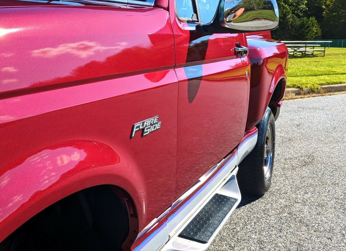 1992 Ford F-150 NO RESERVE 62K MILES 4X4 4.9L I6 FLARESIDE RARE!!! - photo 4