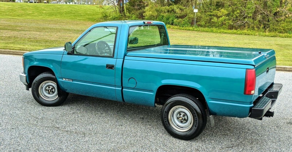 1994 Chevrolet C/K Pickup 1500 NO RESERVE 76K ORIGINAL MILES 4.3L V6 CLEAN!! - photo 10