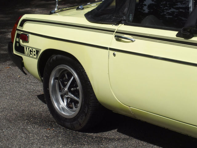 1976 MG MGB - photo 3
