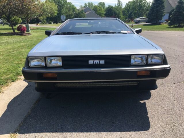 NO RESERVE ‘81 DeLorean, manual, black interior, stage I exhaust 1981 DeLorean DMC-12