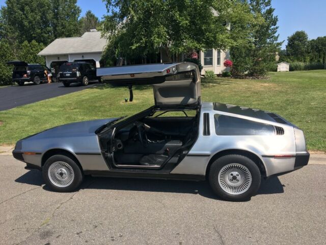 1981 DeLorean DMC-12 - photo 3