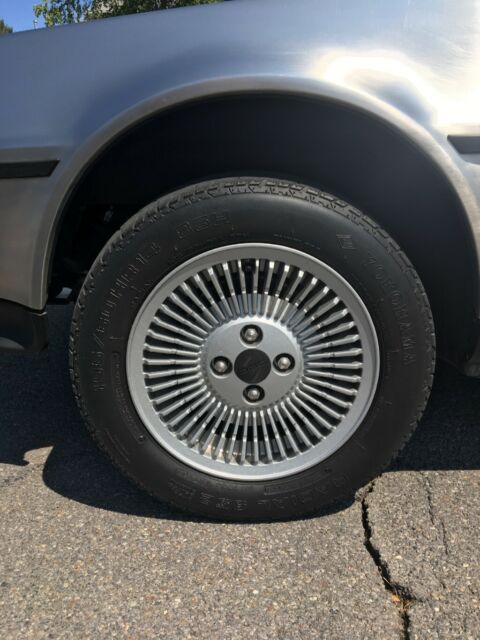 1981 DeLorean DMC-12 - photo 7