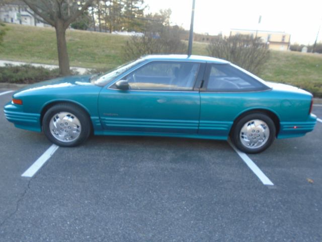 1993 Oldsmobile Cutlass - photo 2
