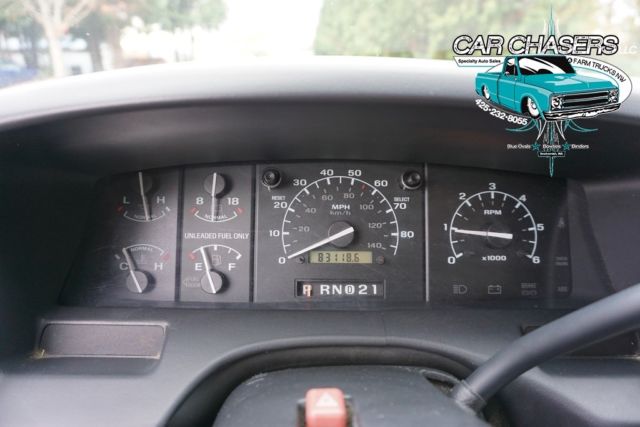 1994 Ford F-250 NO RESERVE! 83K LOW MILE RUST FREE SURVIVOR REGULAR CAB 4X4 XLT - photo 2
