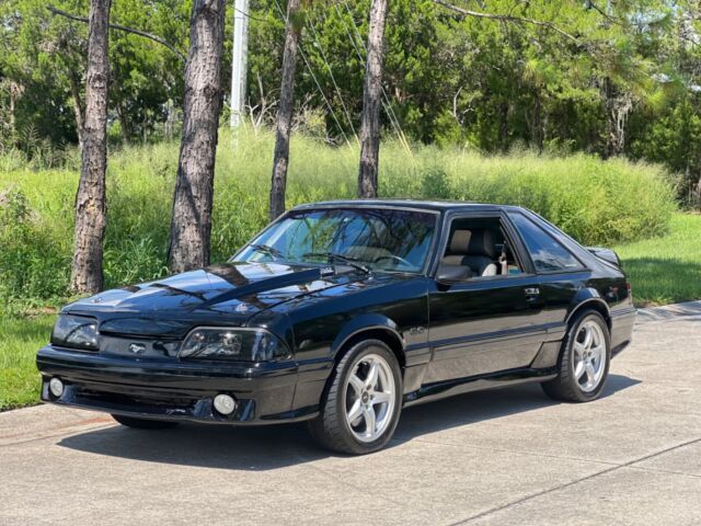 1988 Ford Mustang GT - photo 4