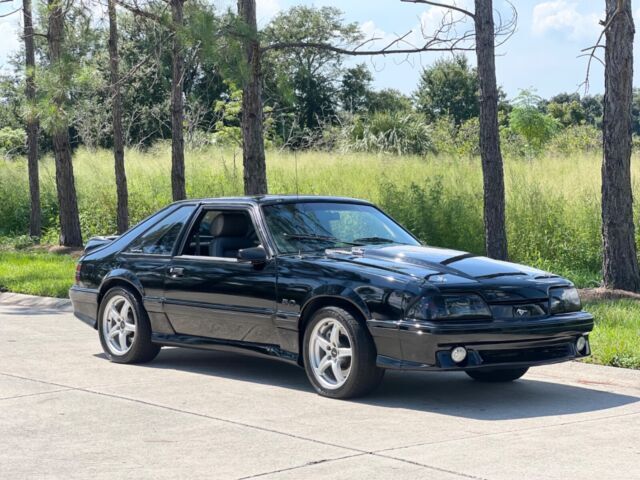 1988 Ford Mustang GT - photo 6