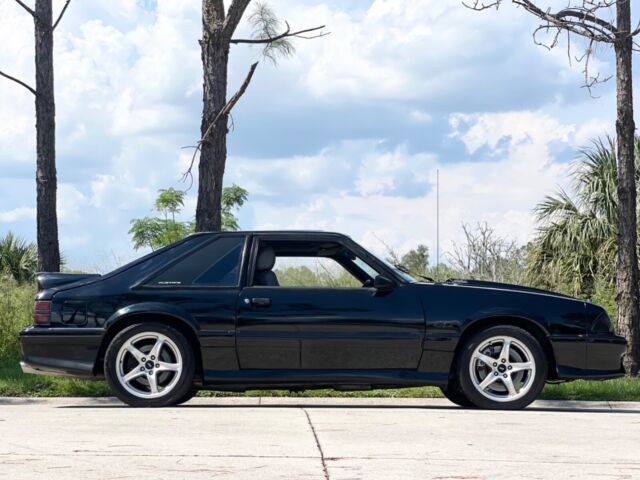 1988 Ford Mustang GT - photo 7