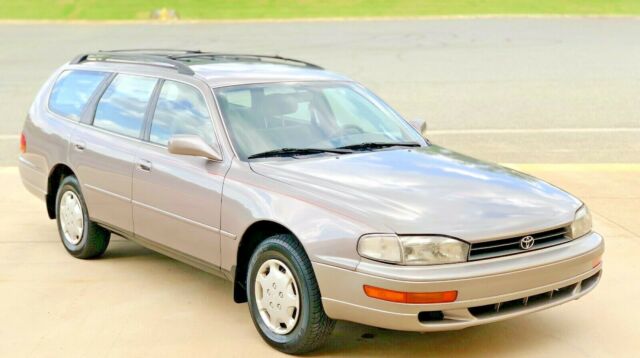 NO RESERVE 89K MILES CAMRY WAGON 2.2L LE TOYOTA COROLLA VW JETTA HONDA ACCORD 1992 Toyota Camry No Reserve 89k Miles Wagon LE