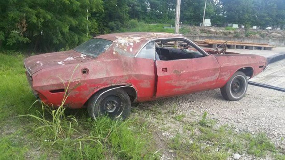 1970 Dodge Challenger - photo 6