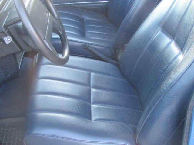 1989 Volvo 240 5 Speed Wagon - photo 8