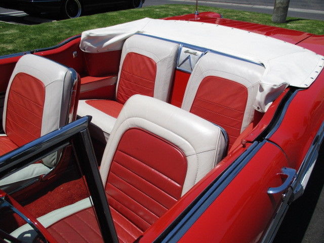 1958 Pontiac Bonneville Red and White leather bucket seats - photo 9