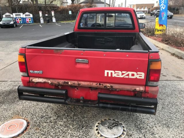 1987 Mazda B-Series Pickups B2200 - photo 2