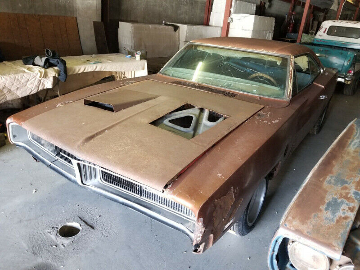 1969 Dodge Charger Not an RT/SE - photo 2