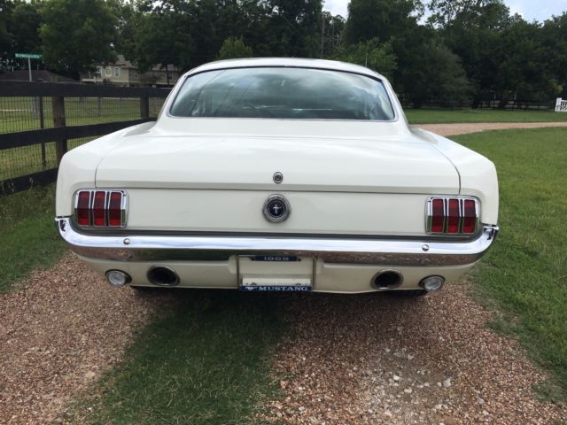 1965 Ford Mustang Fastback - photo 3