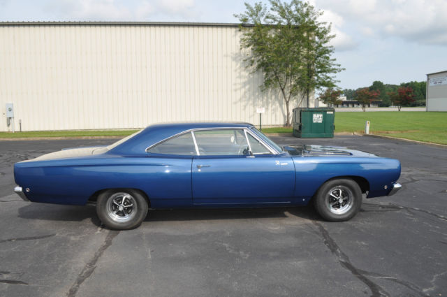 1968 Plymouth Road Runner 2 Door Hardtop, B Body - photo 10