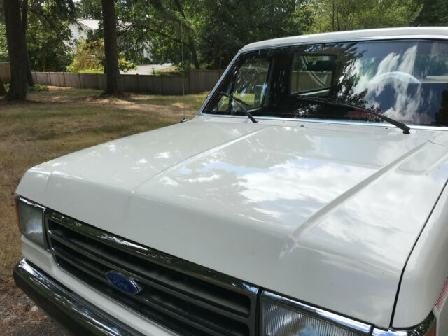 1989 Ford Bronco XLT - photo 4