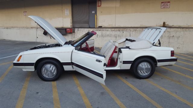 1983 Ford Mustang GLX - photo 8