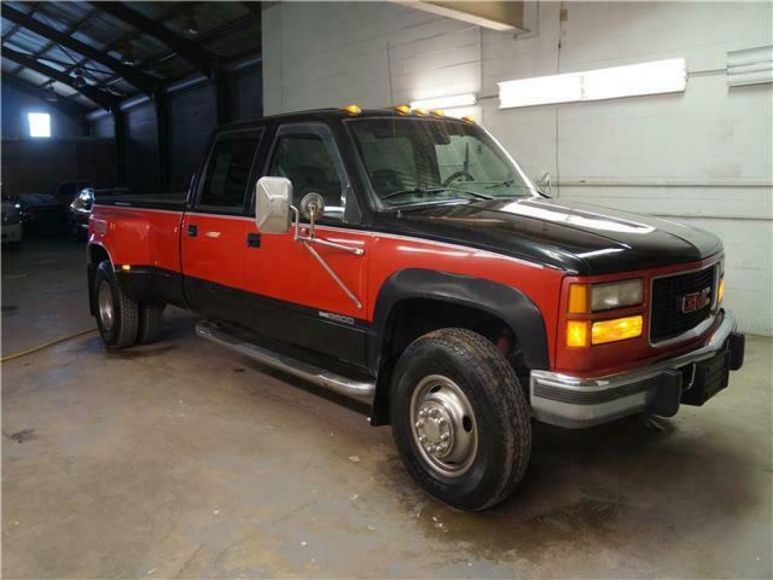 NO RESERVE . CLEAN . 4x4 . BANKS TURBO DIESEL . CREW CAB . LOW MILES 1994 GMC Sierra 3500