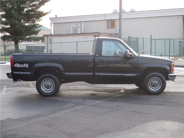 1992 Chevrolet C/K Pickup 3500 4WD 4X4 PICKUP TRUCK! 59K MILES! WINTER READY! - photo 6