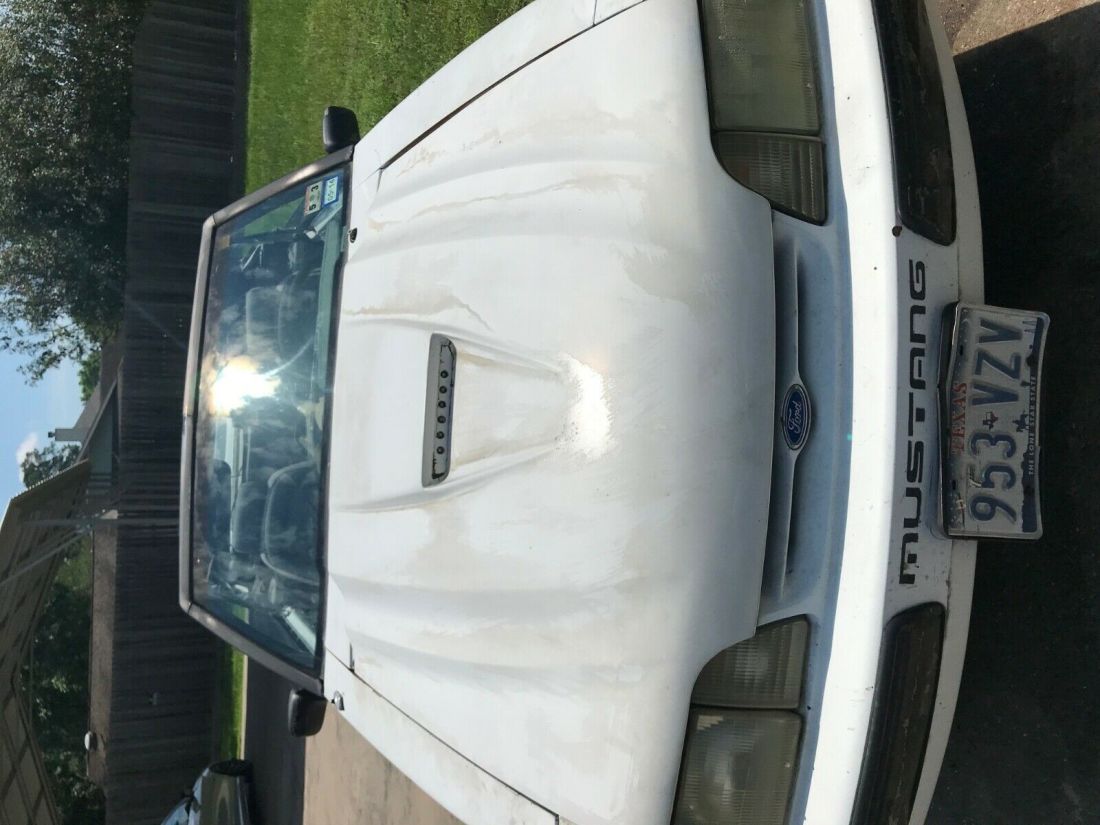 1990 Ford Mustang - photo 3