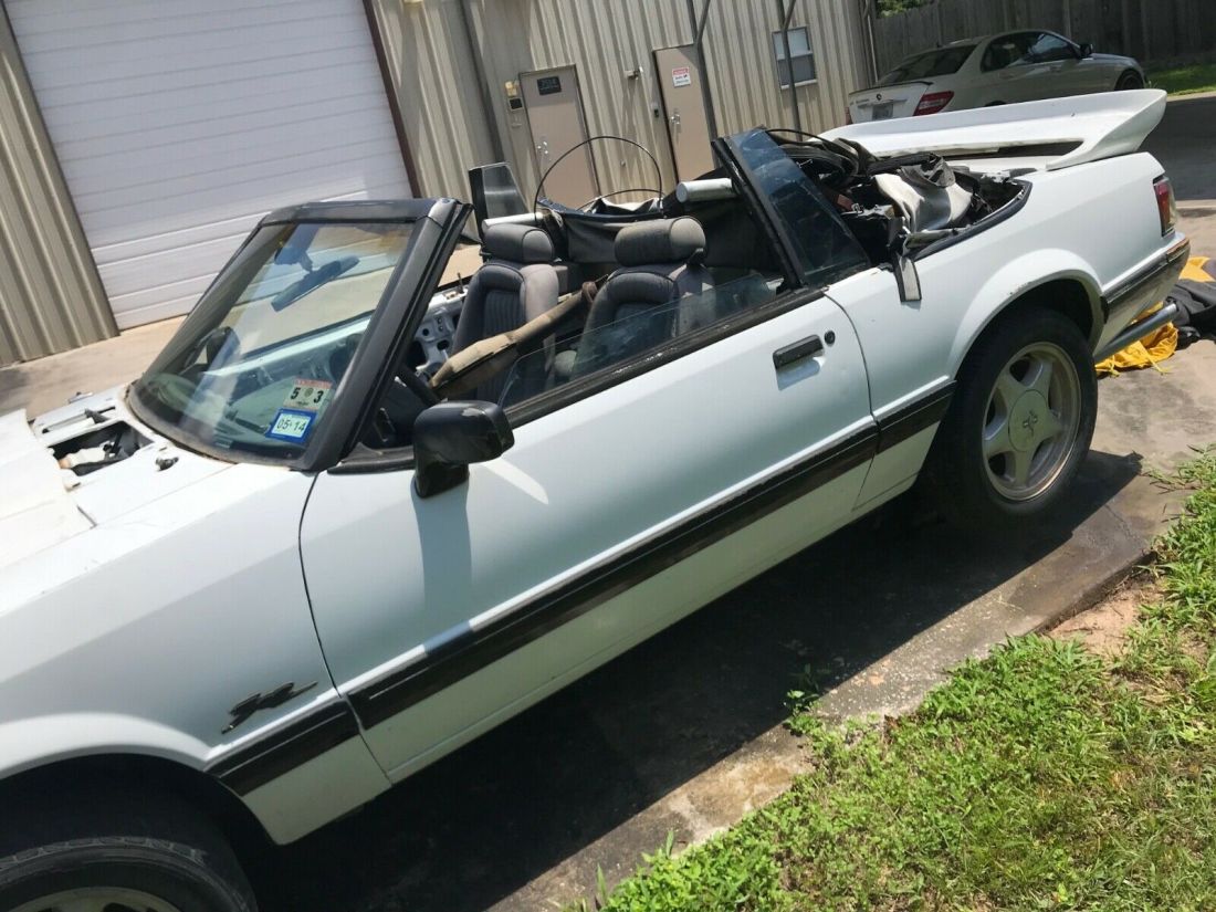 1990 Ford Mustang - photo 5
