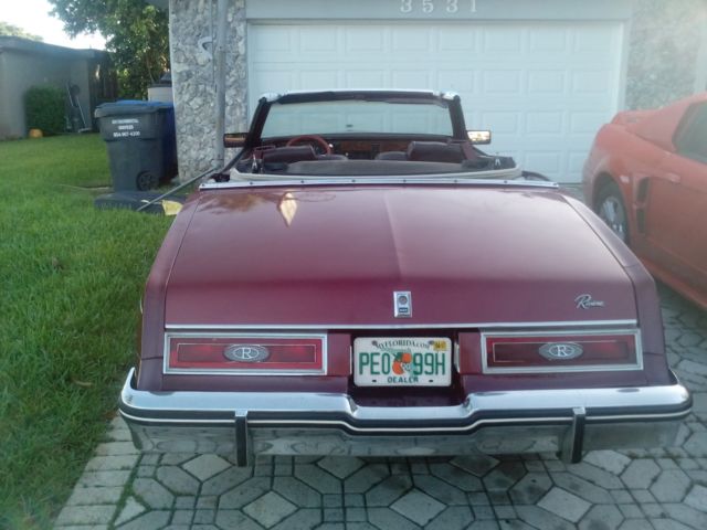 1983 Buick Riviera CONVERTIBLE - photo 8