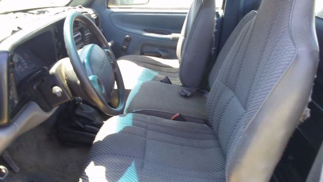 1994 Dodge Ram 2500 - photo 8