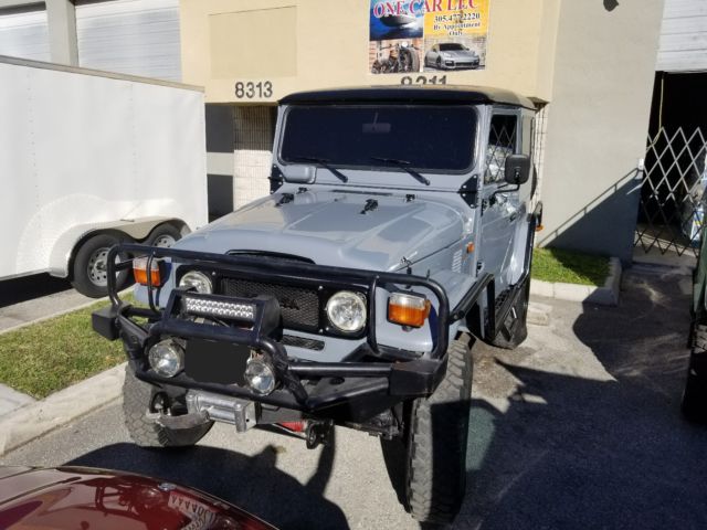 1980 Toyota Land Cruiser FJ40 - photo 3