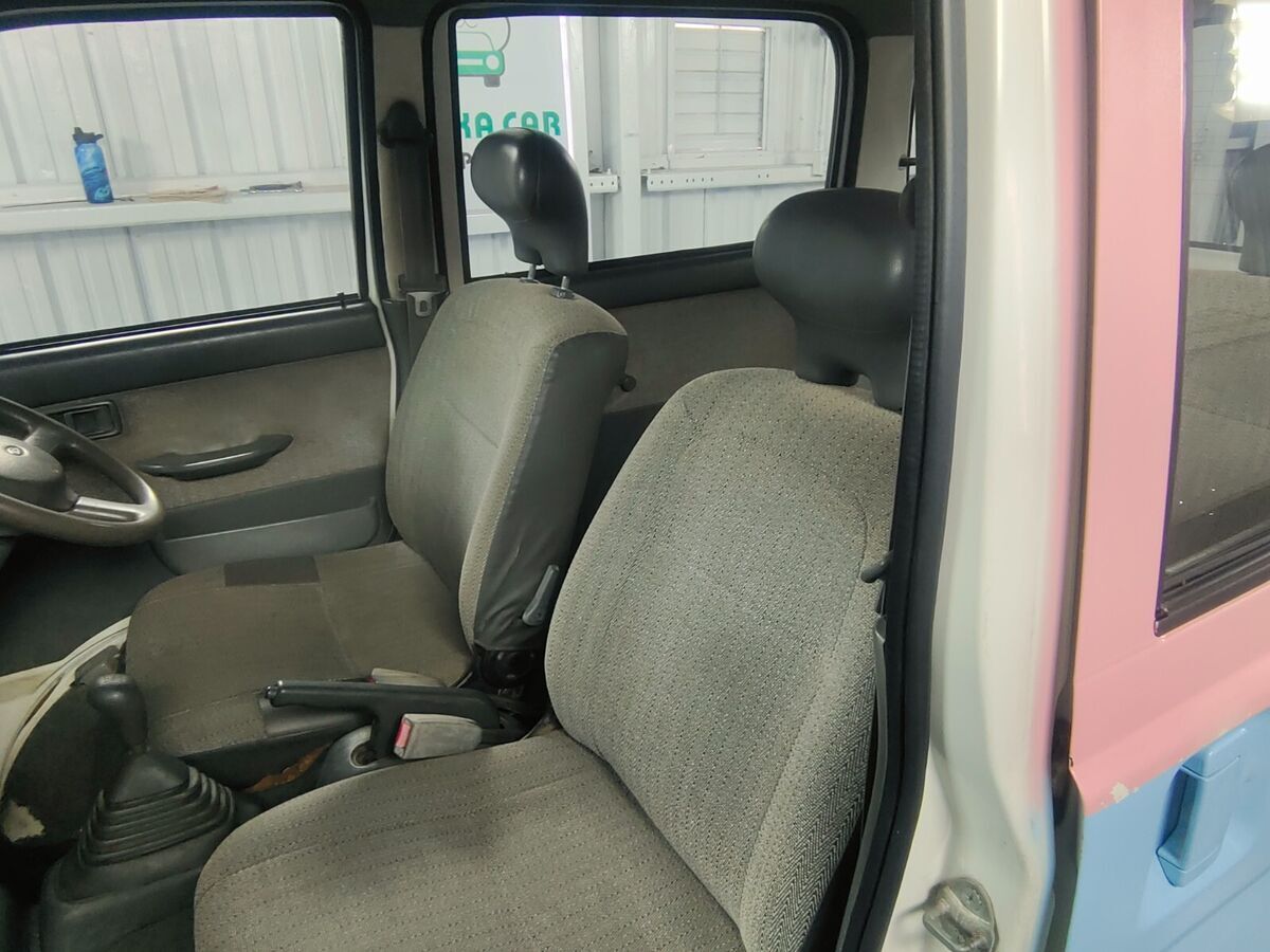 1994 Daihatsu ATRAI - photo 11