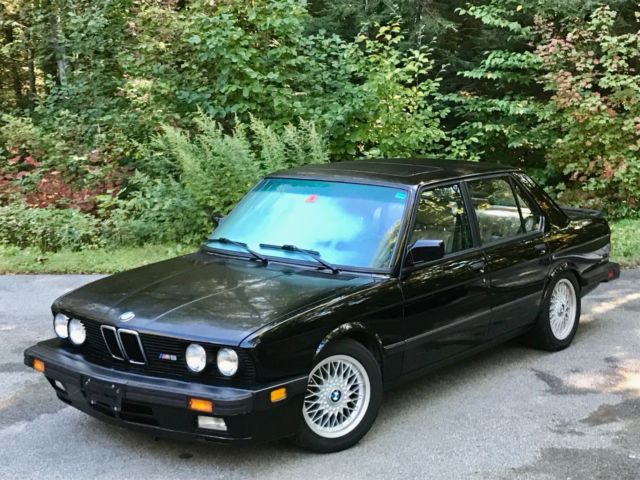 NO RESERVE!!! ***DRIVER/SURVIVOR!*** 1988 BMW M5 - clean, low miles, unmolested! 1988 BMW M5
