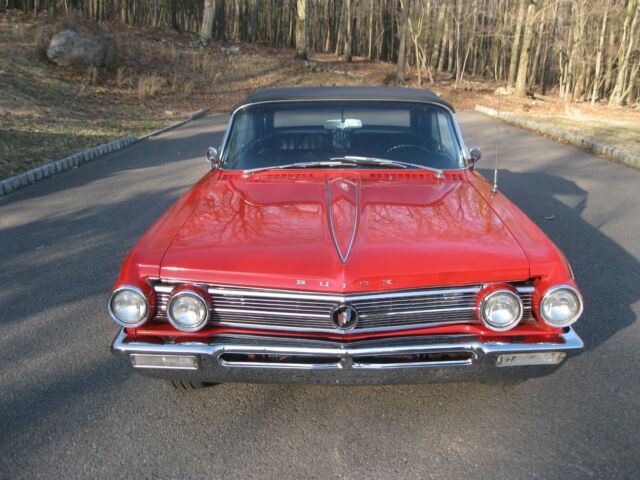 1962 Buick Electra 225 Convertible - photo 7