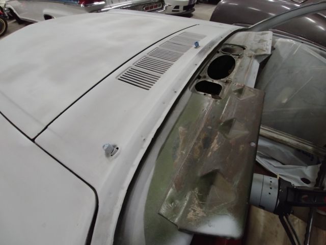 1966 Ford Mustang CONVERTIBLE DELUXE INTERIOR - photo 6