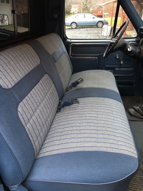 1986 Ford F-250 XL - photo 6