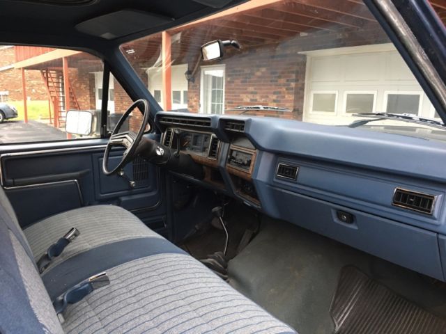 1986 Ford F-250 XL - photo 8
