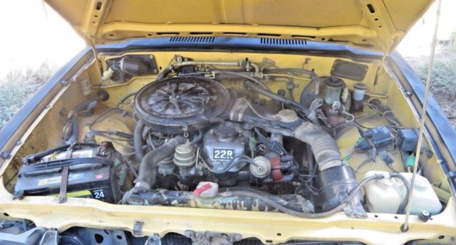 1983 Toyota Hilux Pickup Flatbed Work Truck NO RESERVE ! - photo 12