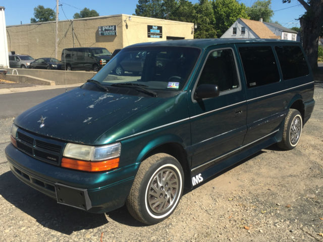 1994 Dodge Grand Caravan HANDICAP VAN - photo 4
